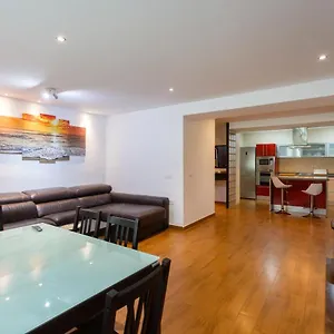 https://the-travellers-house-el-velero-de-la-victoria.es-andalucia.com